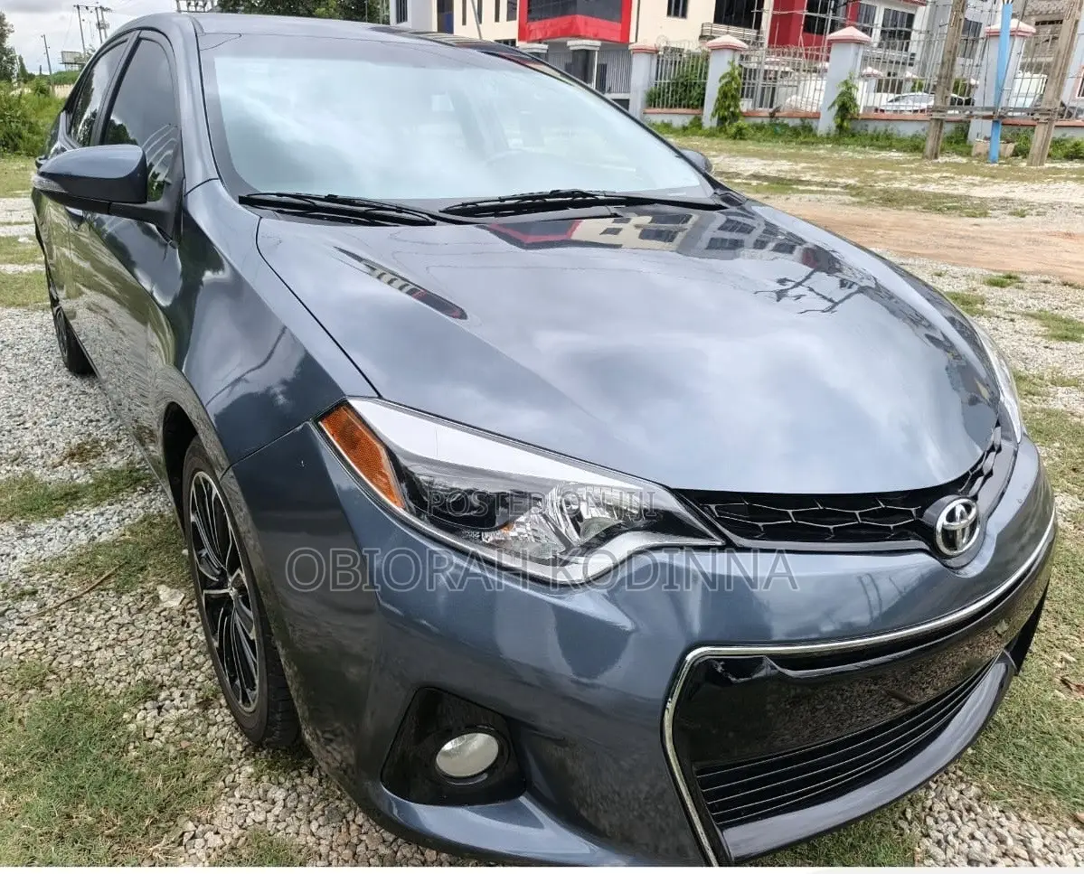 Toyota Corolla 2015 Gray