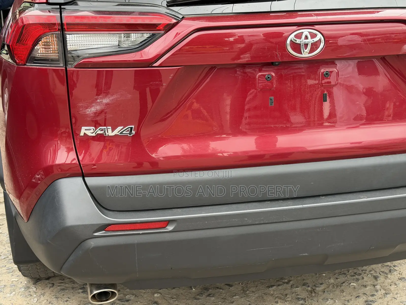 Toyota RAV4 XLE AWD 2020 Red