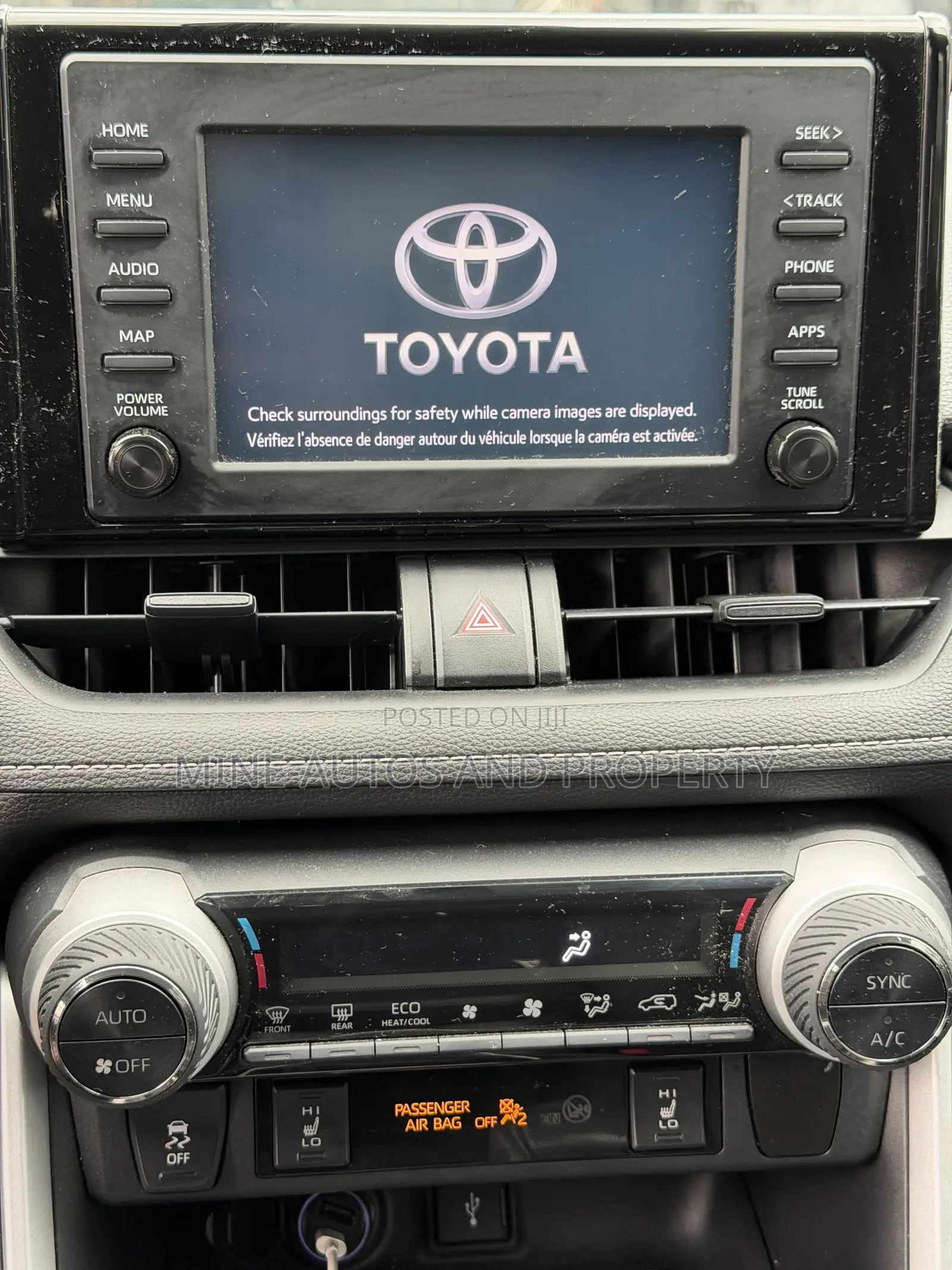 Toyota RAV4 XLE AWD 2020 Red