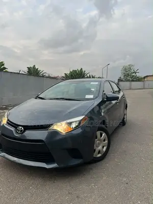 Toyota Corolla LE 4dr Sedan (1.8L 4cyl CVT) 2015 Blue