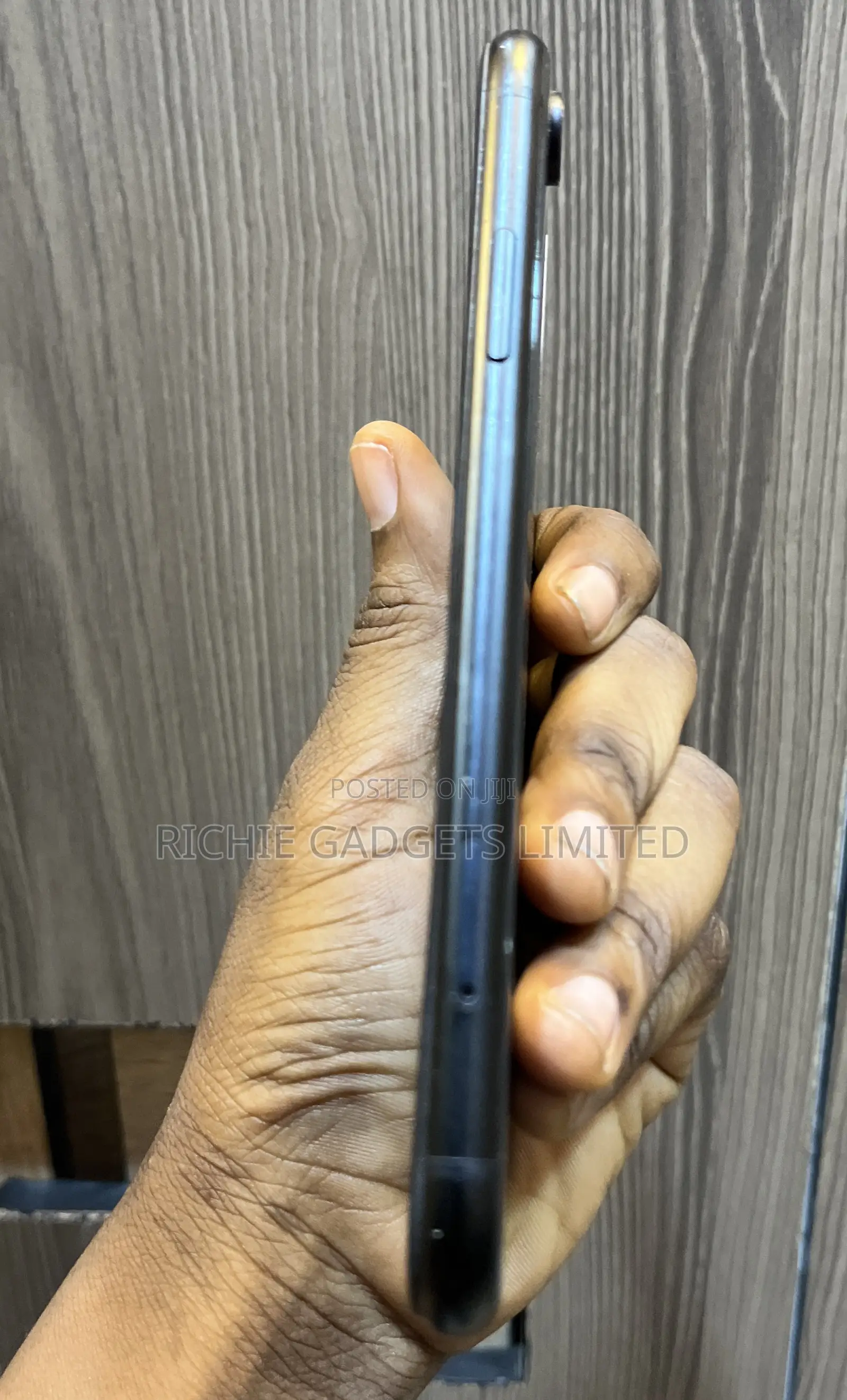 Apple iPhone XR 64 GB Black