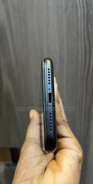 Apple iPhone XR 64 GB Black