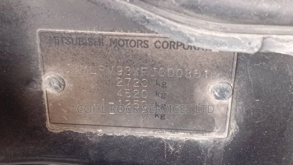 Mitsubishi Pajero 2015 Black