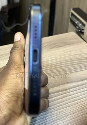 Apple iPhone 16 Plus 512 GB Black