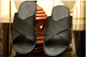 MMD Escobar Men's Black Cross-Strap Slides