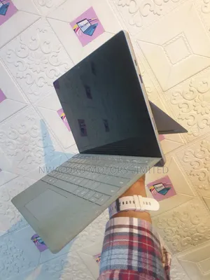 Laptop Microsoft Surface Pro 7 8GB Intel Core i5 SSD 256GB