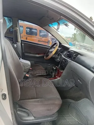 Toyota Corolla 2005 Silver