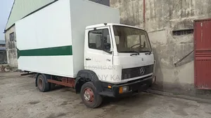 Mercedes Truck 814