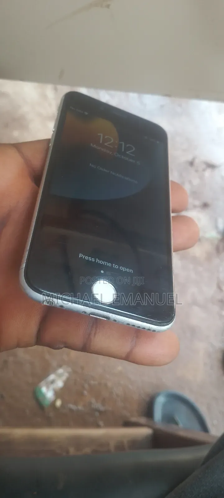 Apple iPhone 6s 32 GB Silver