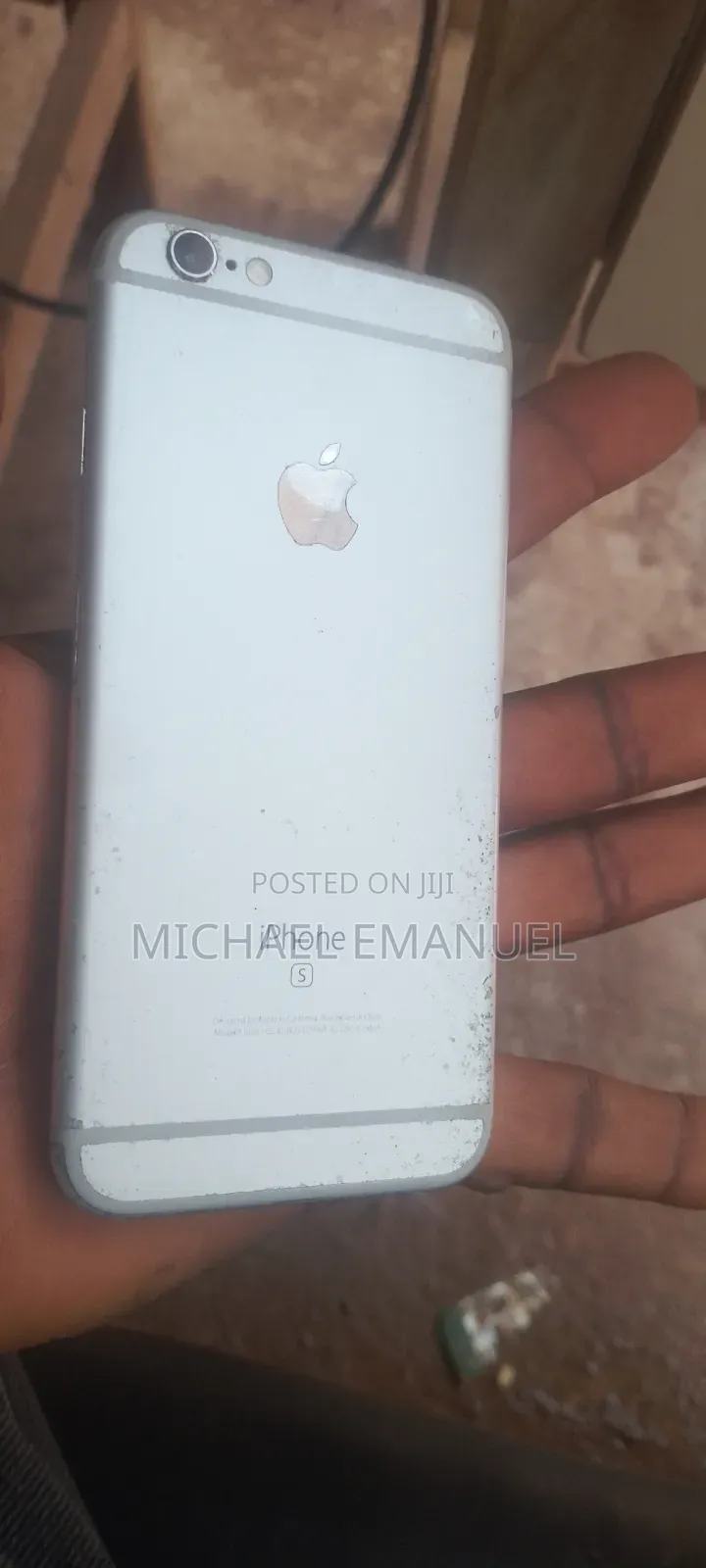 Apple iPhone 6s 32 GB Silver
