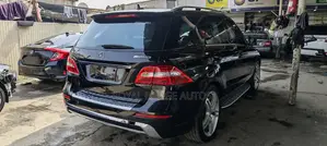 Mercedes-Benz M Class ML400 4MATIC 4dr SUV AWD (3.0L 6cyl Turbo 7A)