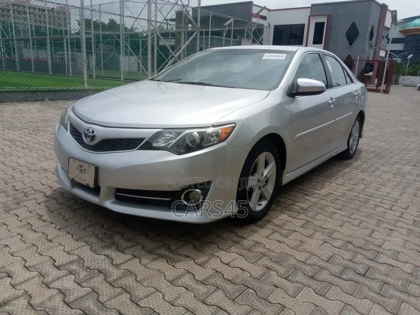 Toyota Camry 2014 Silver