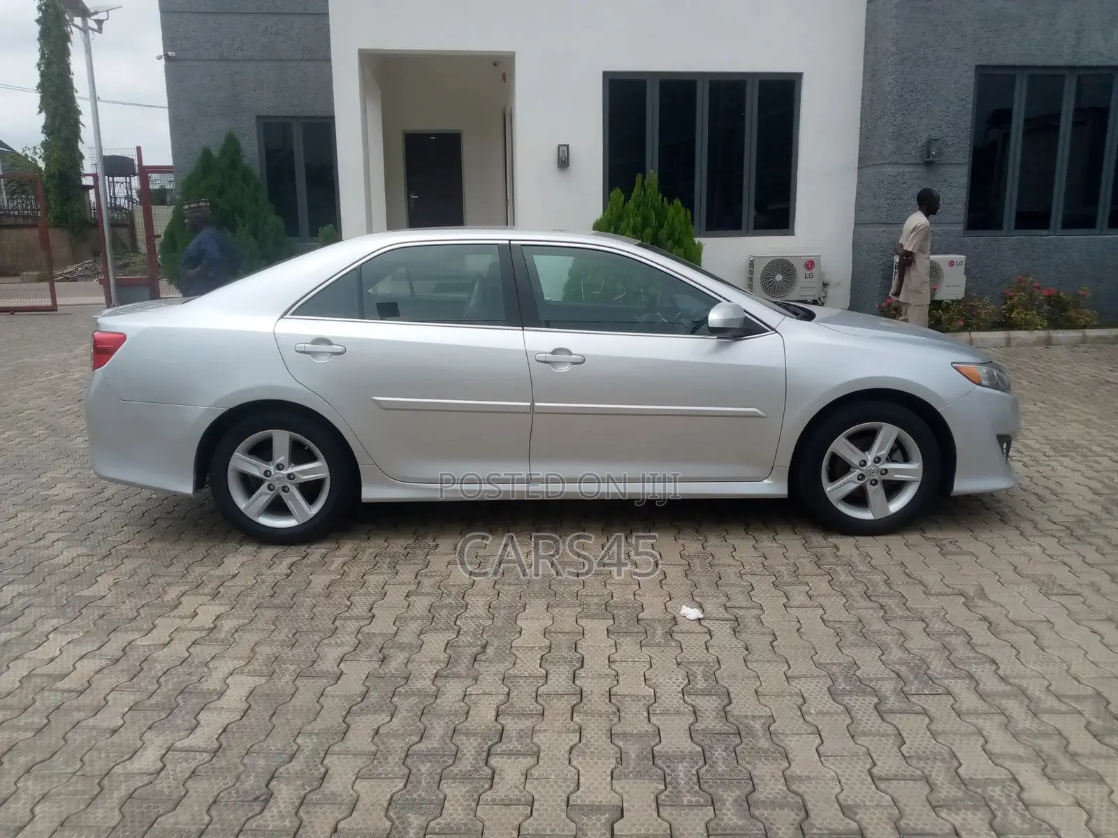 Toyota Camry 2014 Silver
