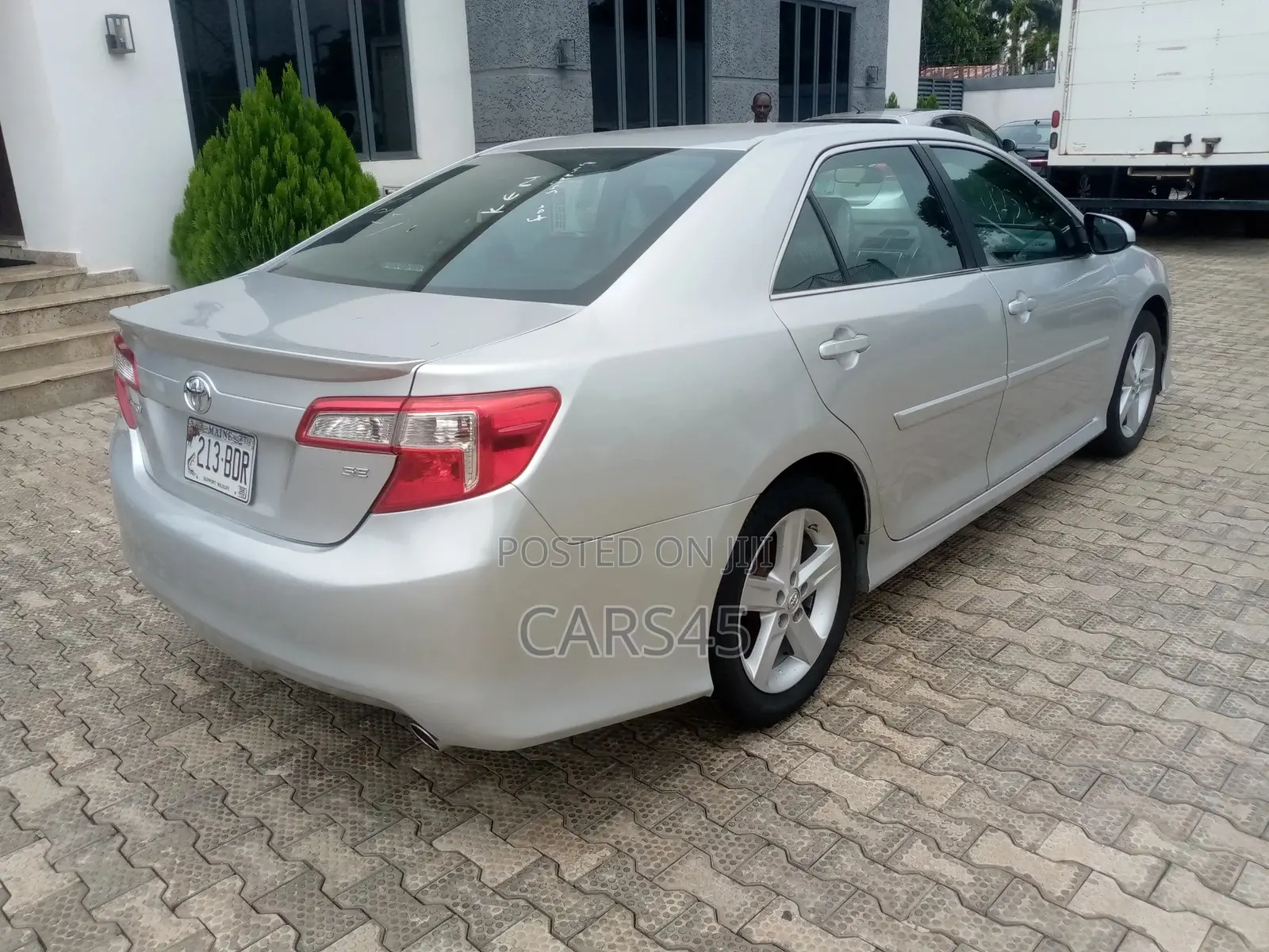 Toyota Camry 2014 Silver
