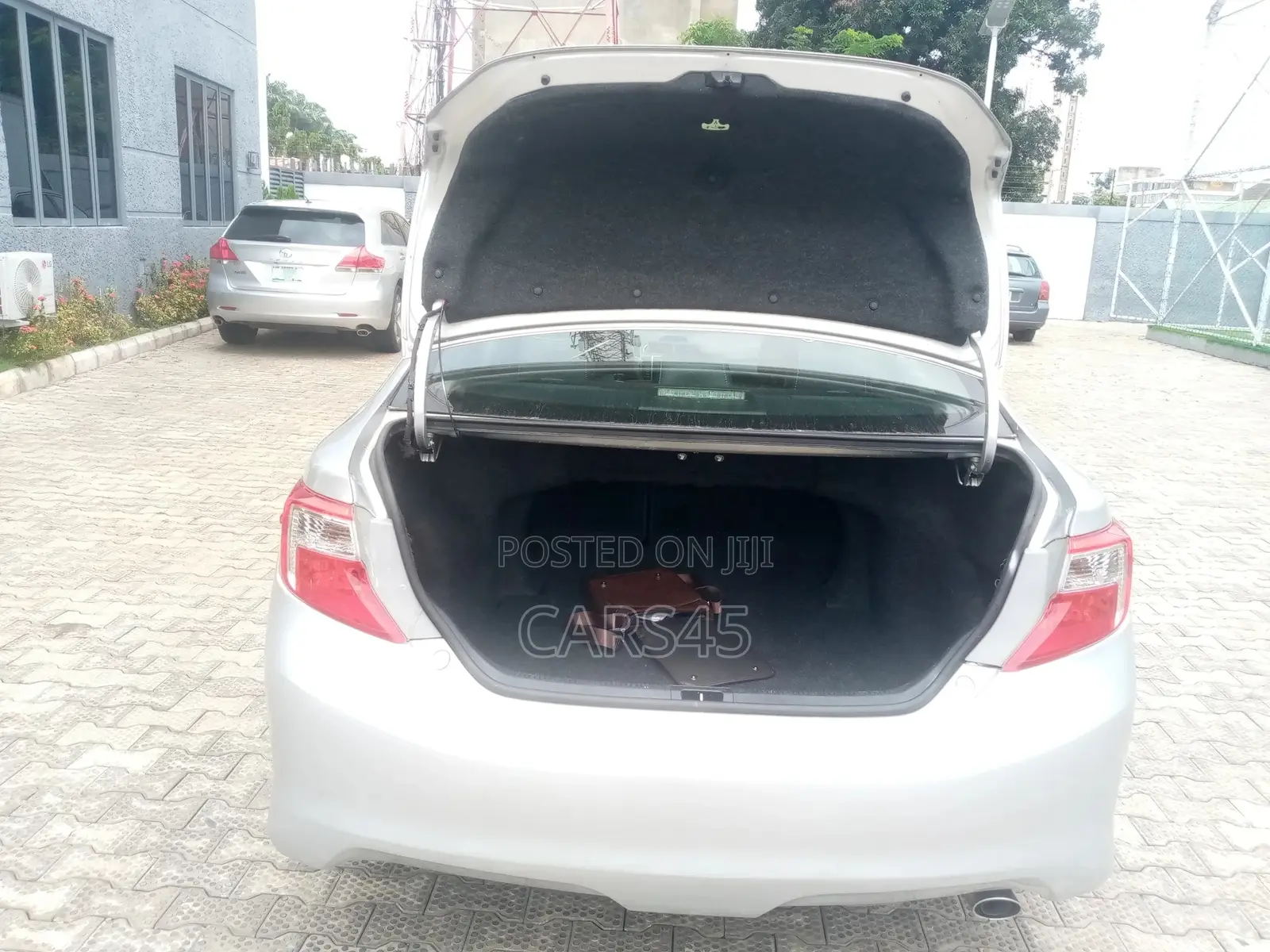 Toyota Camry 2014 Silver