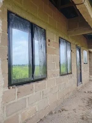 Aluminium Casement Windows With Burglary Proof & Mosquito Net