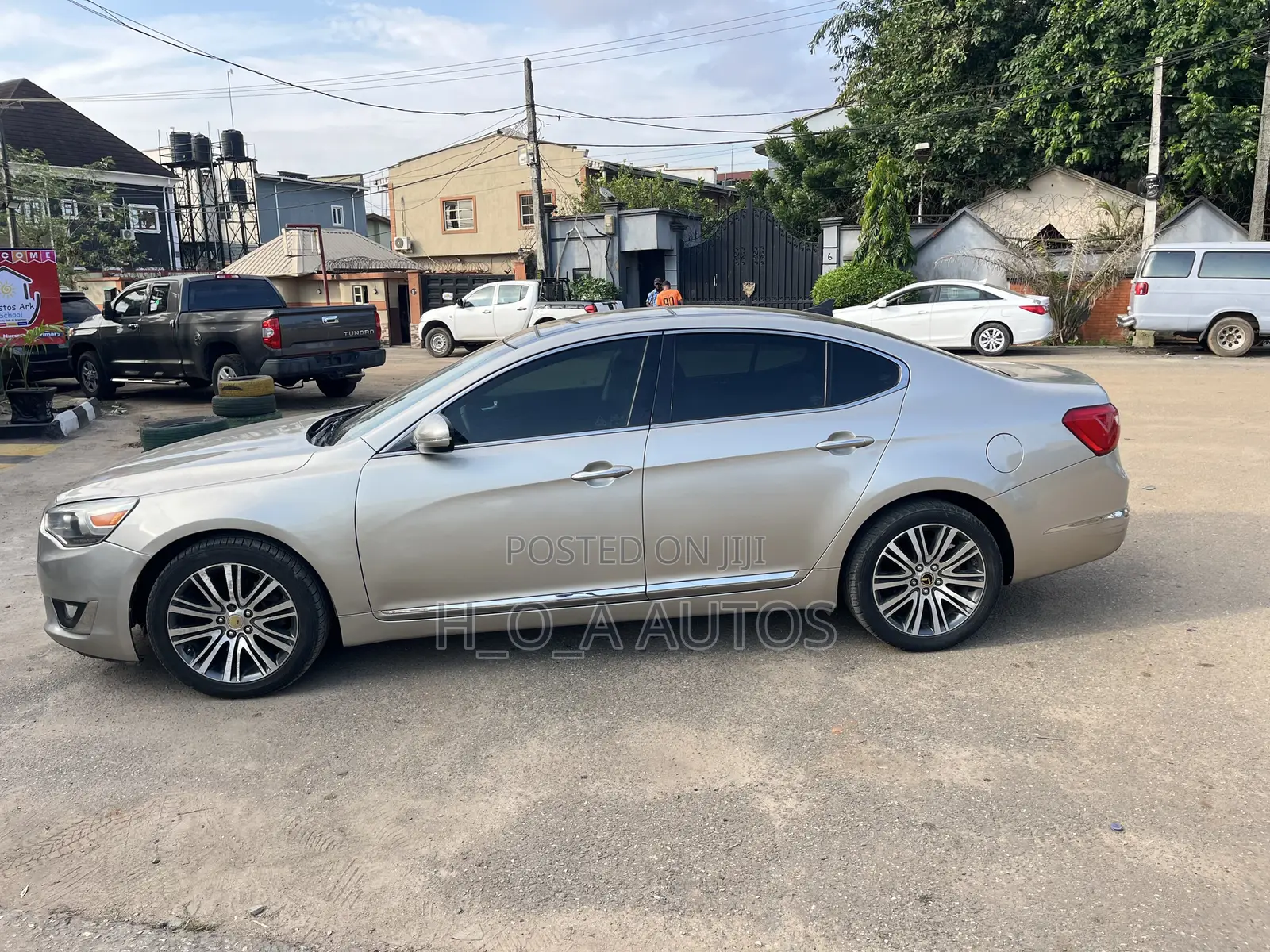 Kia Cadenza 2014 Gold