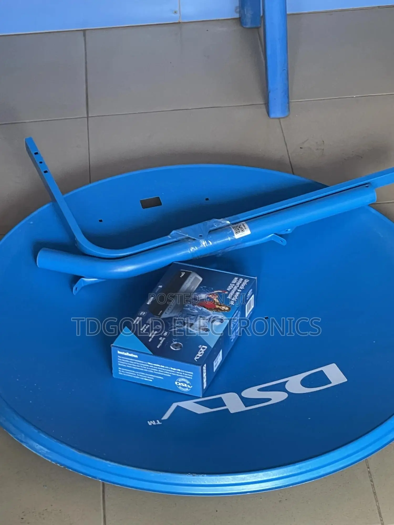 DSTV Hd Decoder With Dish With Free Suscription