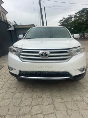 Toyota Highlander 2013 White
