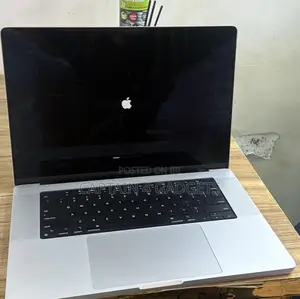 Laptop Apple MacBook Pro 2021 M1 32GB Apple M1 Pro SSD 512GB
