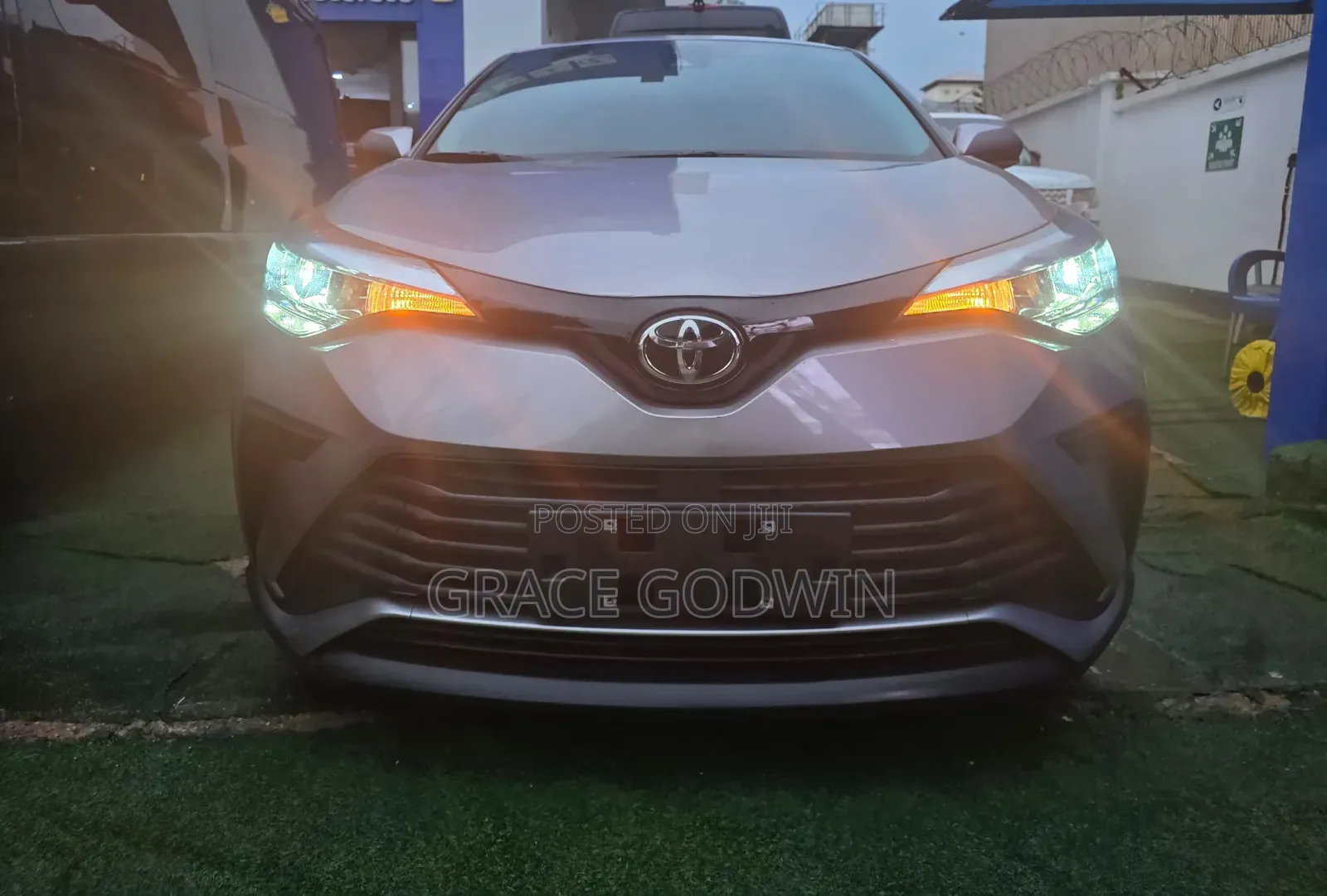Toyota C-HR 2023 Silver