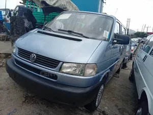 Volkswagen Transporter 2005 Blue