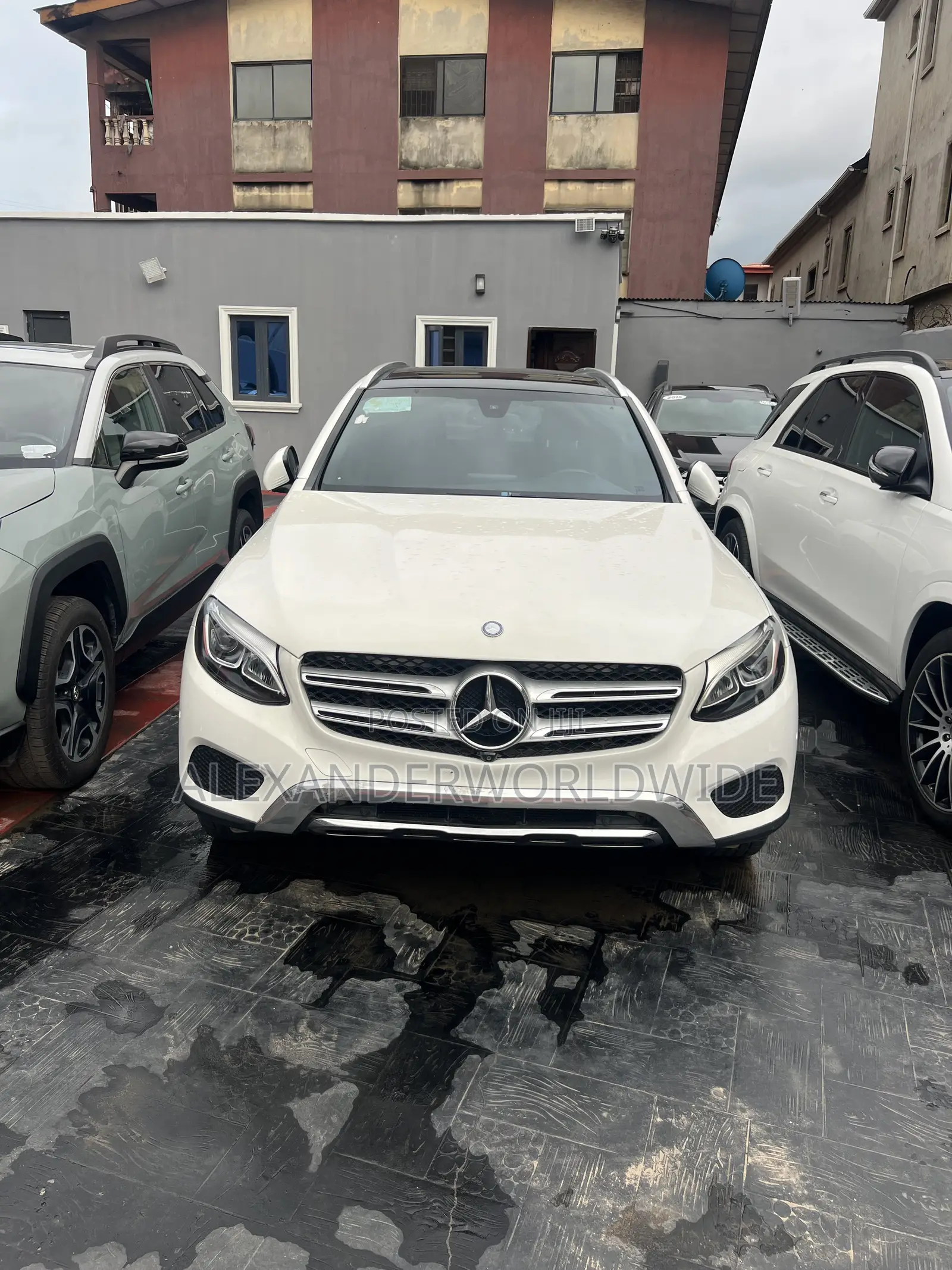Mercedes-Benz GLC-Class 2017 White