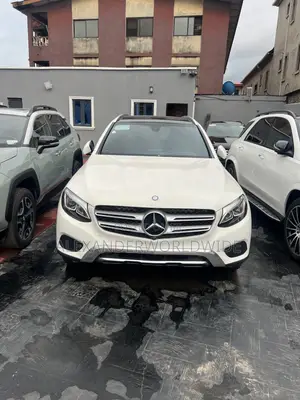 Mercedes-Benz GLC-Class 2017 White