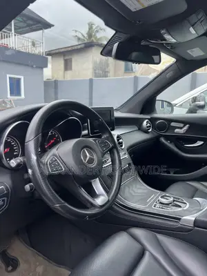 Mercedes-Benz GLC-Class 2017 White