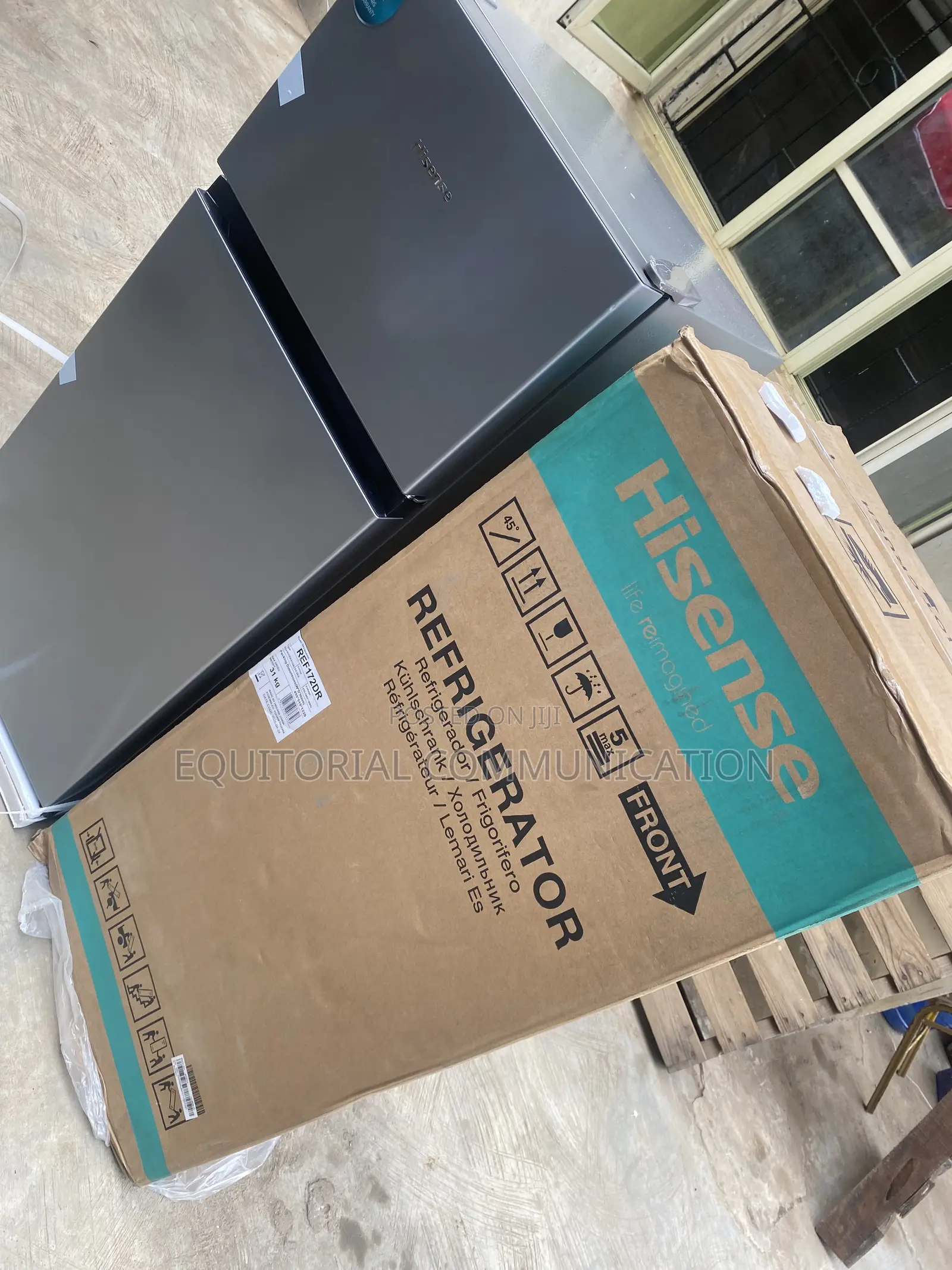 Hisense REF172DR 124L Home Beverage Refrigerator