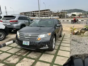 Toyota Venza V6 2011 Gray