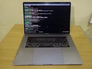 Laptop Apple MacBook 2017 16GB Intel Core i7 SSD 256GB