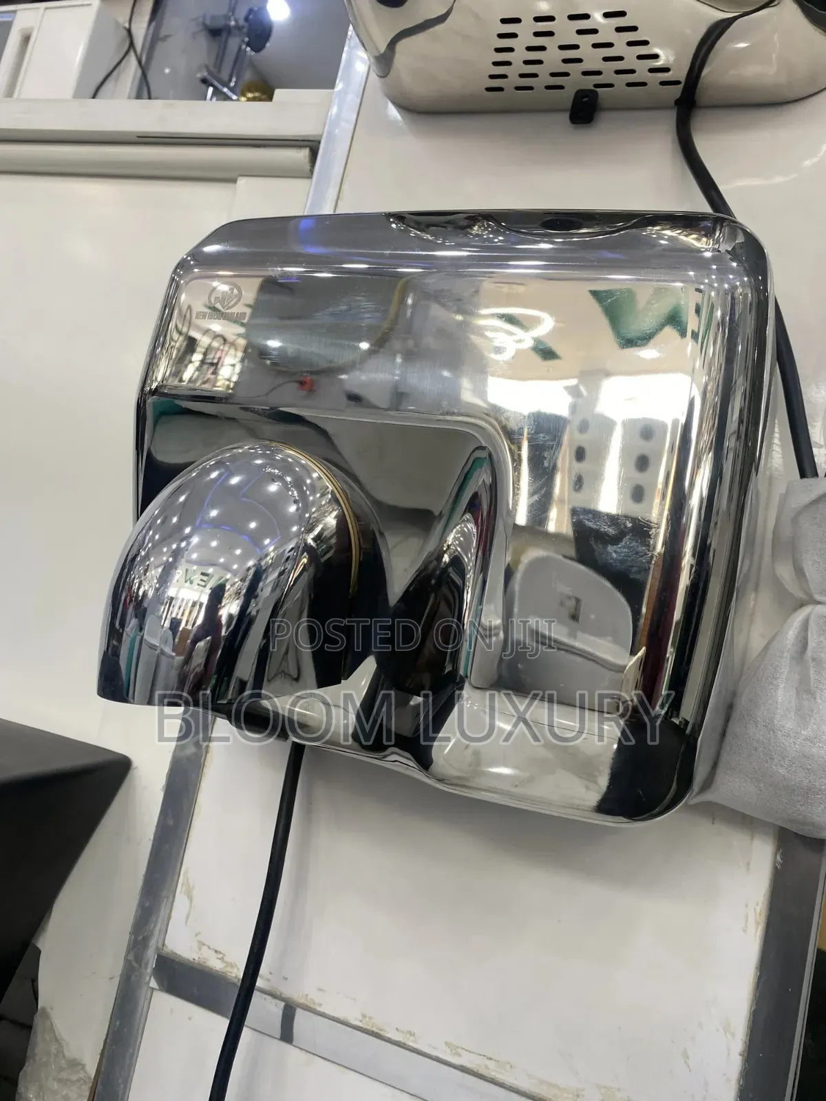 Varieties of Automatic Hand Dryer
