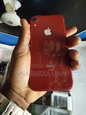 Apple iPhone XR 64 GB Red