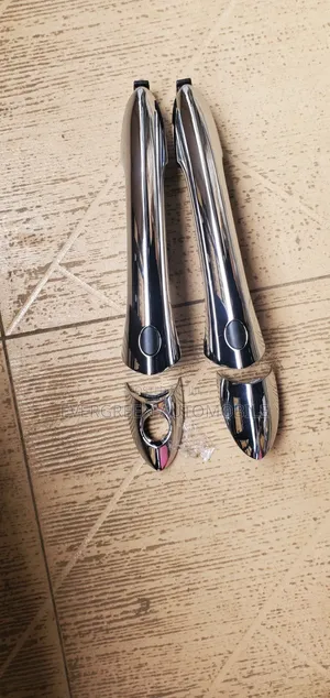 20012 to 20015 Door Handle for Sonata Available