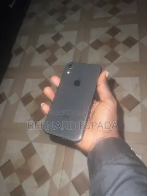 Apple iPhone XR 64 GB