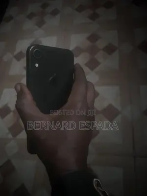 Apple iPhone XR 64 GB