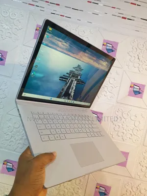 Laptop Microsoft Surface Book 2 16GB Intel Core i7 SSD 256GB