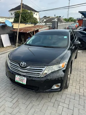 Toyota Venza XLE 2010 Black