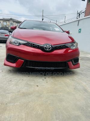 Toyota Corolla 2017 Red