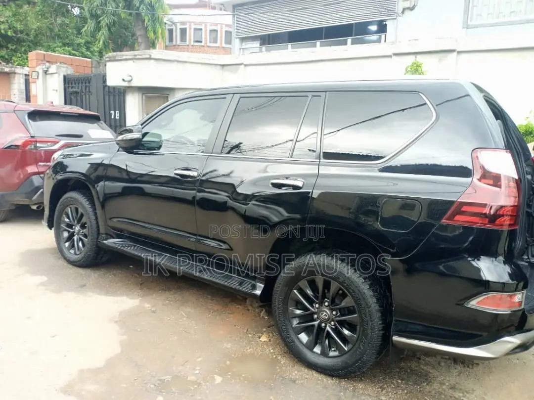 Lexus GX 2023 Black