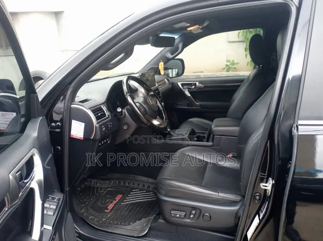 Lexus GX 2023 Black