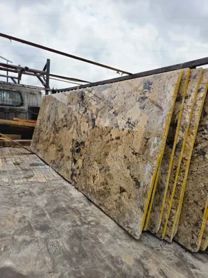 Luxury Marble Granite Slabs for Kitchen Countertop and Staircase