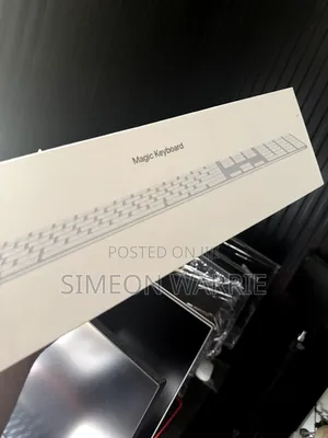 APPLE Magic 2 Keyboard