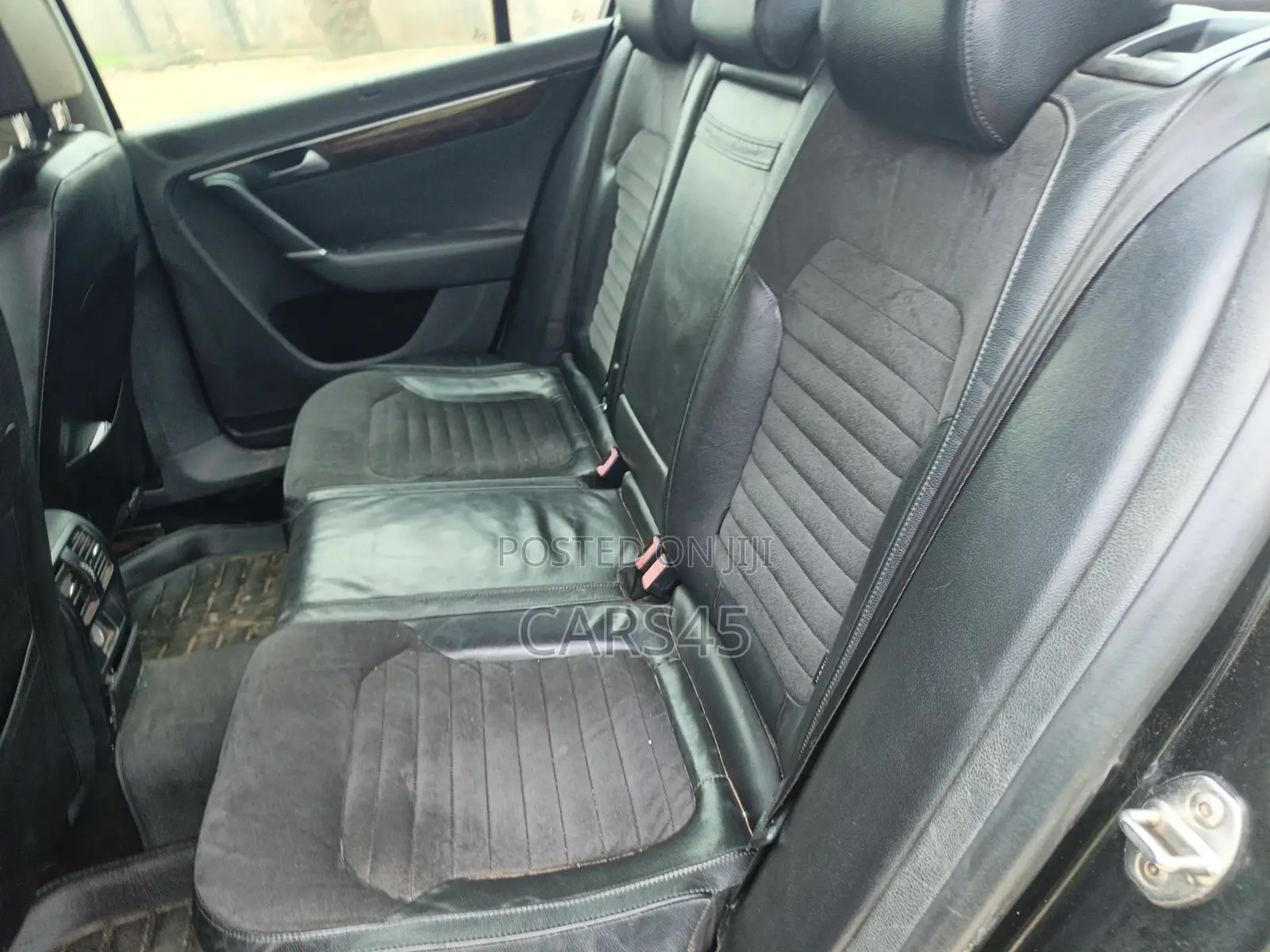Volkswagen Passat 2012 Black