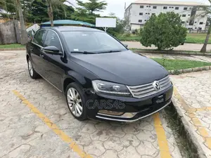 Volkswagen Passat 2012 Black
