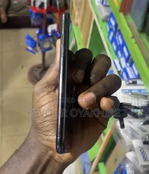 Apple iPhone X 64 GB Black