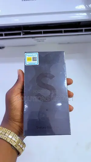 New Samsung Galaxy S22 Ultra 5G 256 GB Black