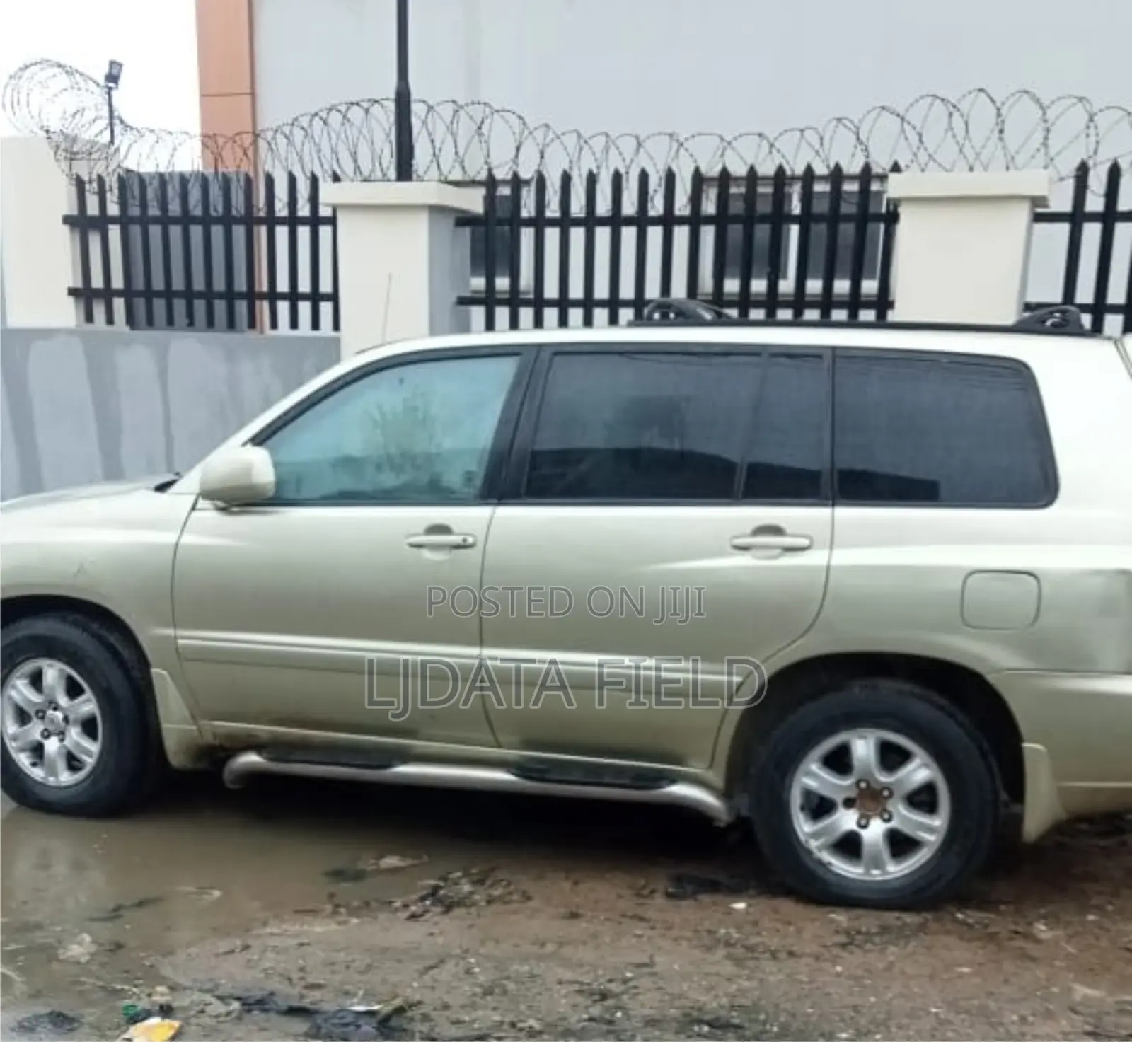 Toyota Highlander 2003 Gold