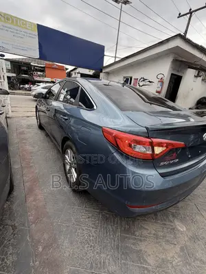 Hyundai Sonata SE 2016 Blue